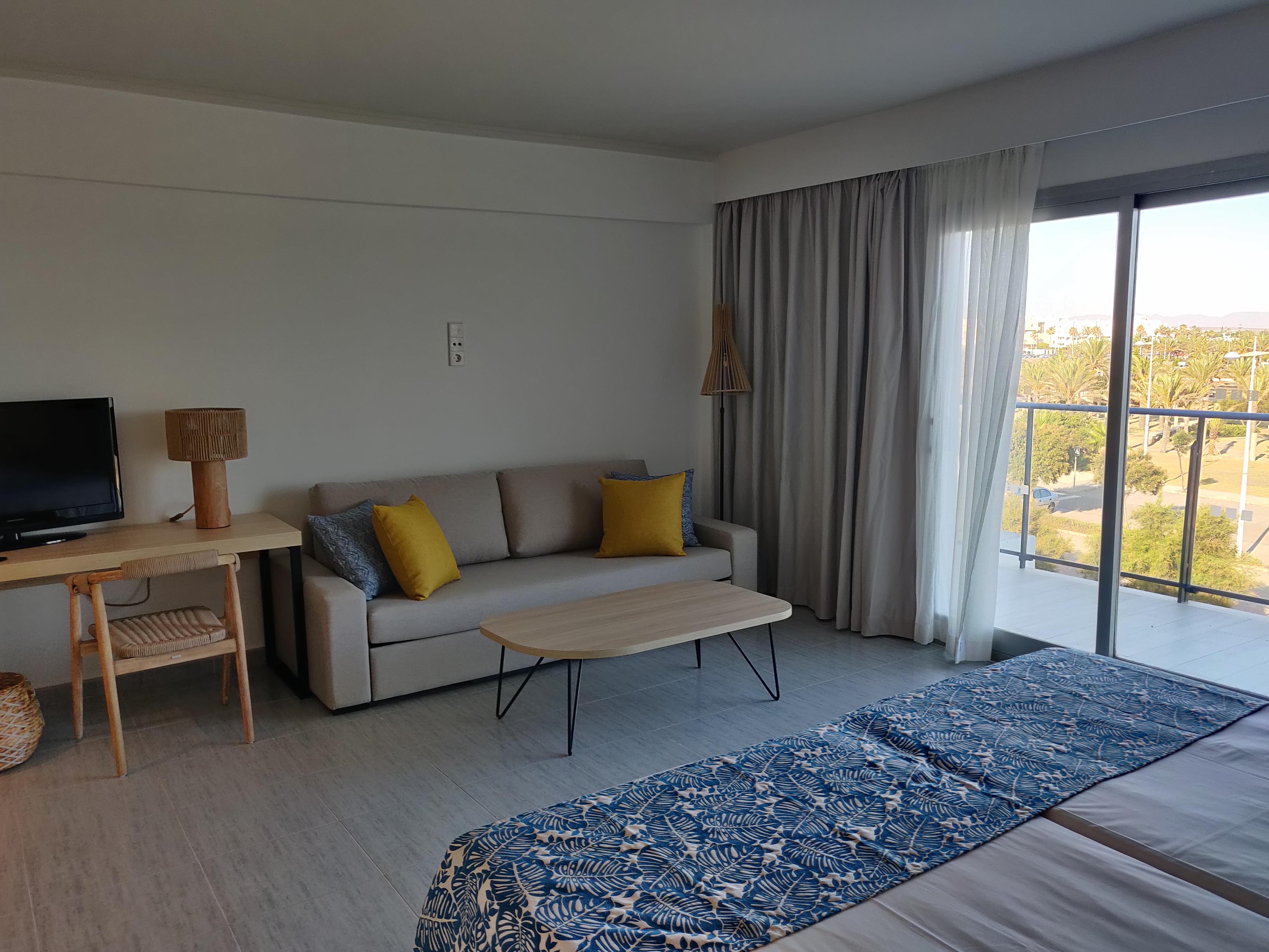 Cabogata Beach Hotel レタマル エクステリア 写真 A room at the hotel