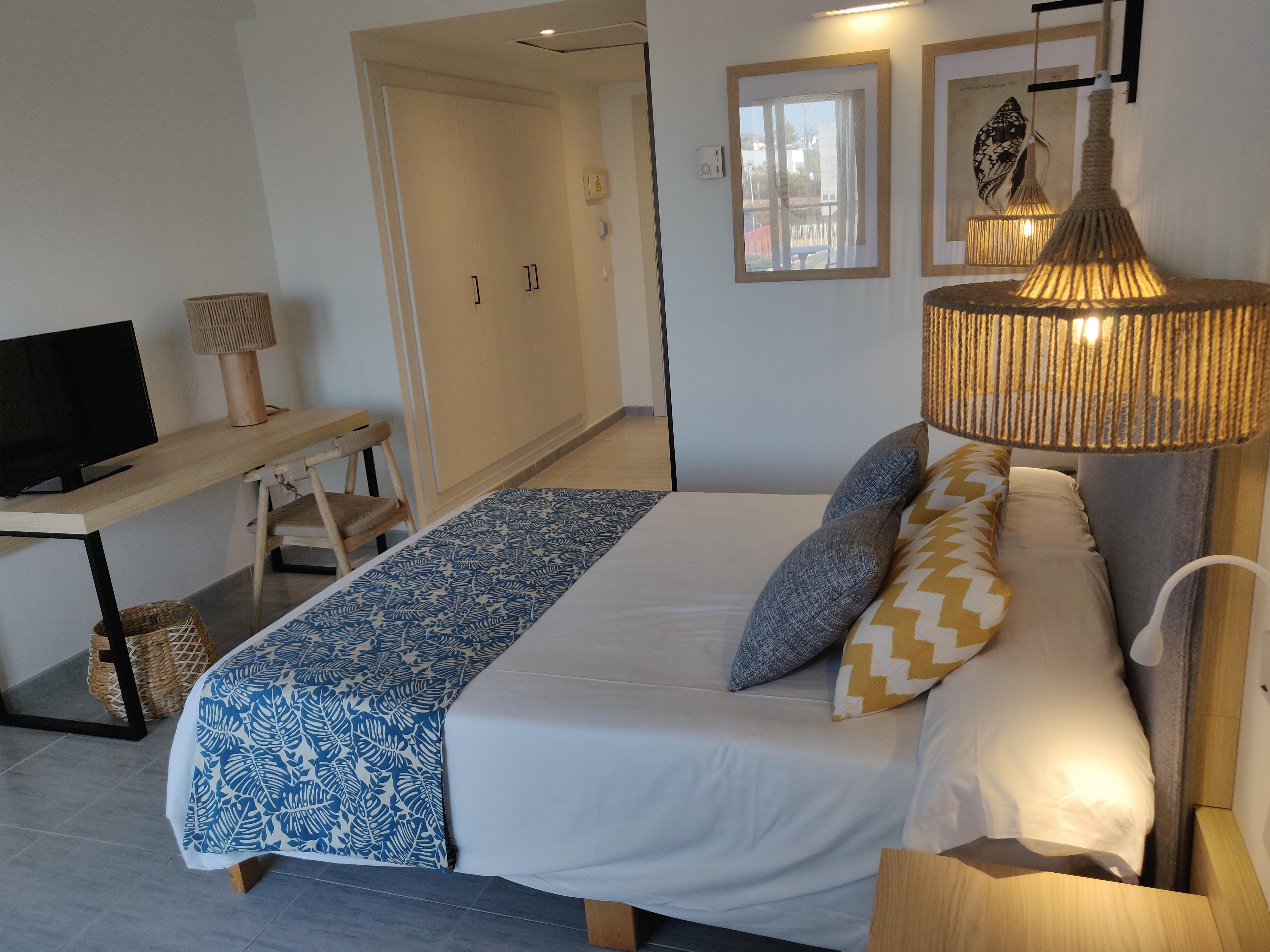 Cabogata Beach Hotel レタマル エクステリア 写真 A bedroom in the hotel